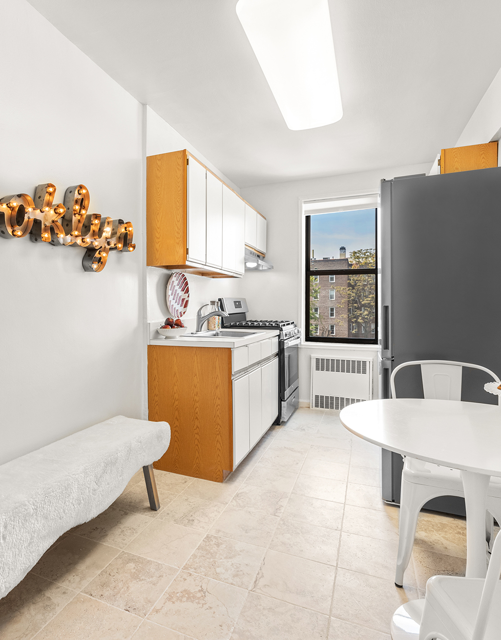 Featured Listing Image