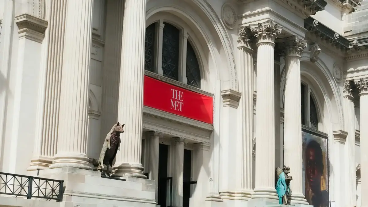 Met Museum exterior